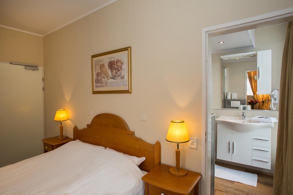 Landhotel De Hoofdige Boer آلمين المظهر الخارجي الصورة