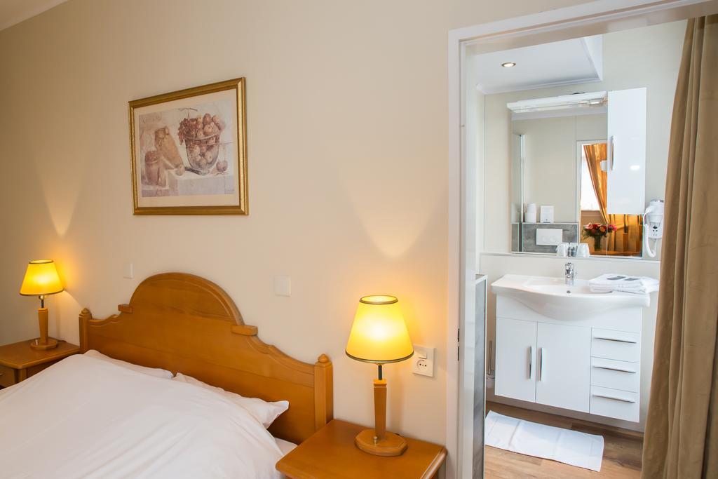 Landhotel De Hoofdige Boer آلمين المظهر الخارجي الصورة